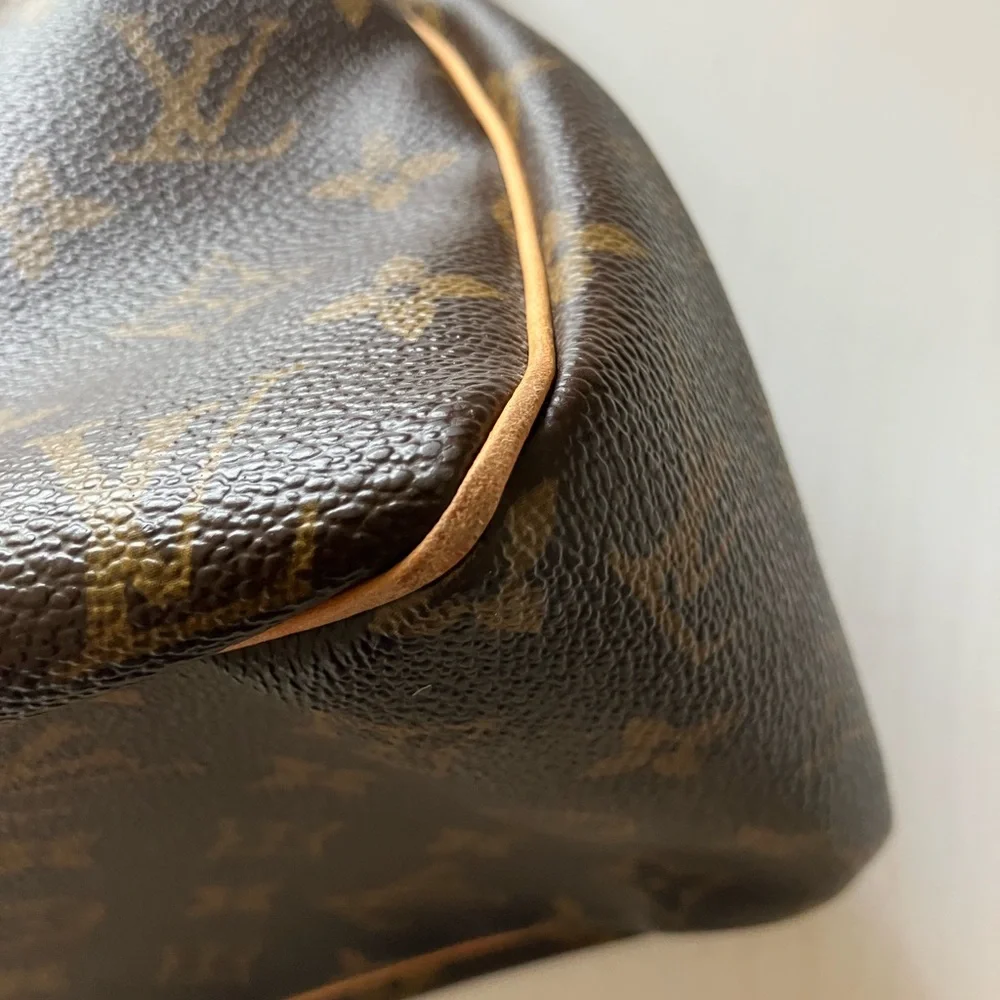 Louis Vuitton Batignolles Horizontal Bag - Picture 12 of 16